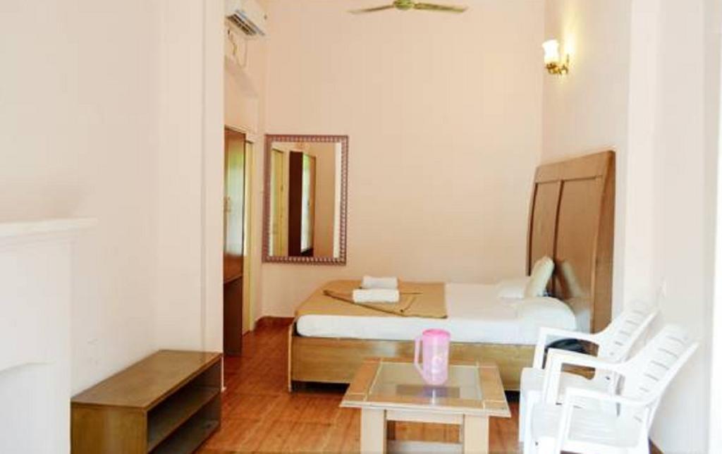 Hotel Bhajgovindam ハリドワール エクステリア 写真
