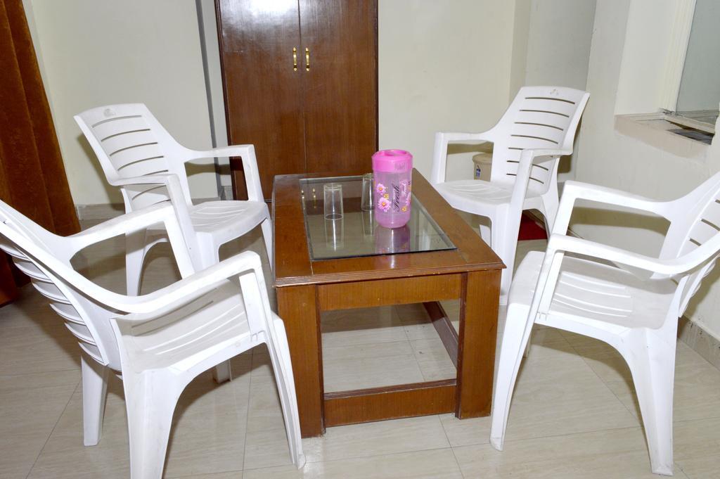 Hotel Bhajgovindam ハリドワール エクステリア 写真
