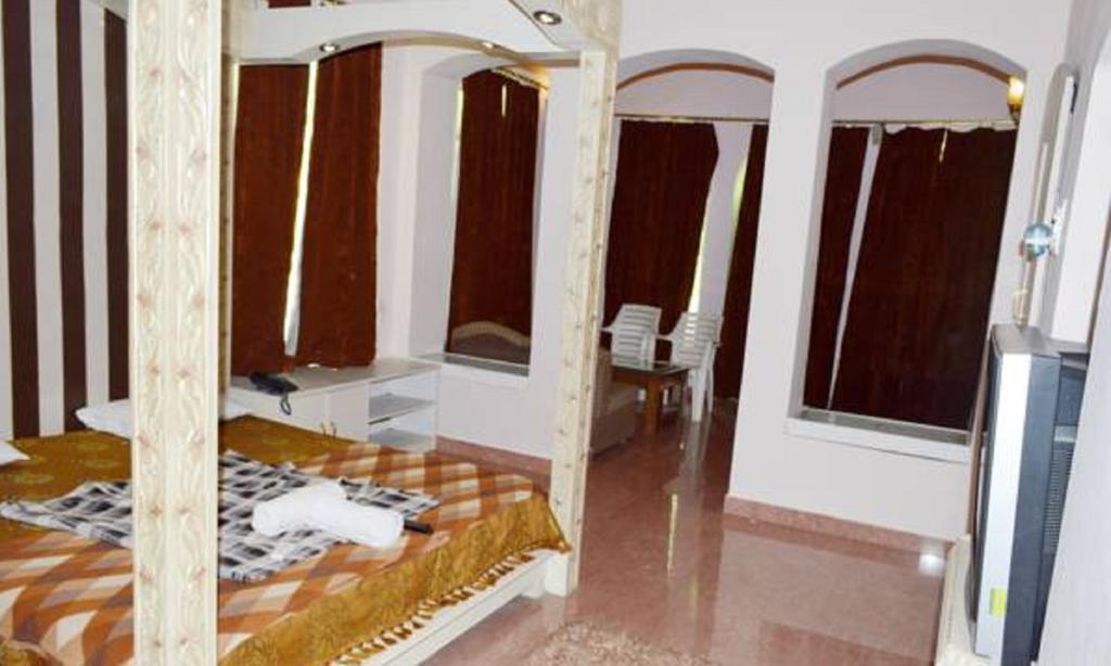 Hotel Bhajgovindam ハリドワール 部屋 写真