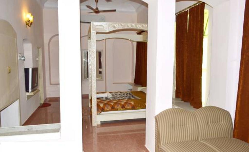 Hotel Bhajgovindam ハリドワール 部屋 写真